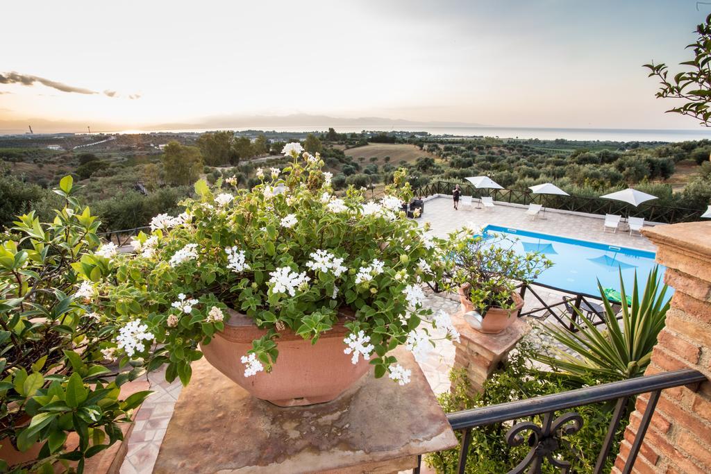 Le Colline Del Gelso-Masseria Mazzei Rossano Zewnętrze zdjęcie