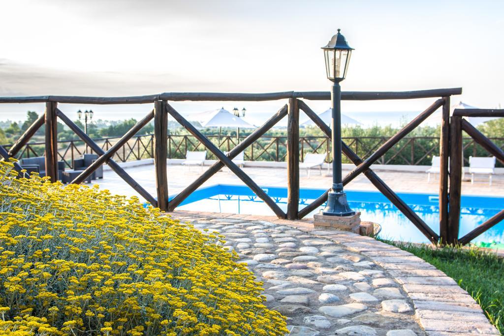 Le Colline Del Gelso-Masseria Mazzei Rossano Zewnętrze zdjęcie